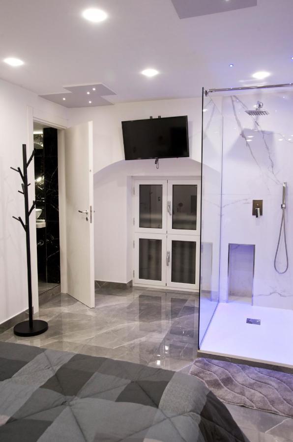 Suite Napoli Sotterranea Con Vasca Idromassaggio Экстерьер фото